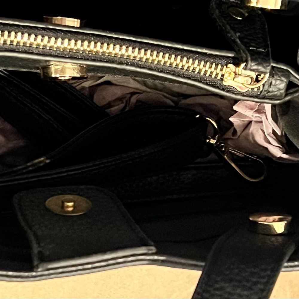 Marc New York Elegant Black Floral Embroidered Women's Bag - Picture 6 of 8